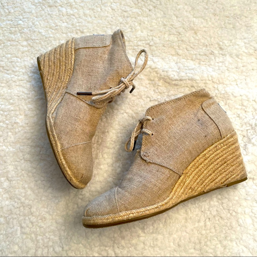 TOMS Canvas Booties 9.5